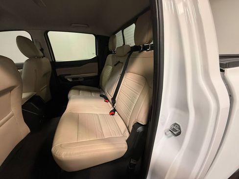 Used 2024 Ford Ranger Lariat w/ FX4 Off-Road Package image 8