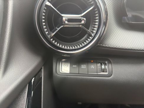 New 2026 Chevrolet Equinox LT w/ Convenience Package II image 24