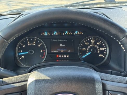 Certified 2018 Ford F150 XLT w/ Equipment Group 302A Luxury image 29