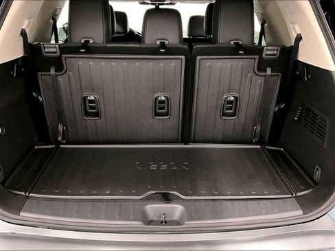 New 2026 Nissan Pathfinder Platinum AWD/4WD image 44