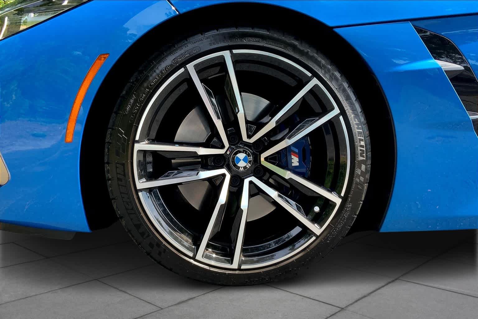 Used 2020 BMW Z4 M40i w/ Driving Assistance Package RWD image 10