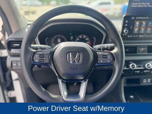Used 2025 Honda Pilot EX-L image 14
