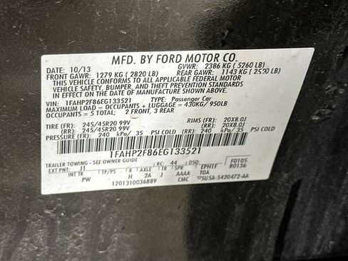 Used 2014 Ford Taurus Limited w/ Equipment Group 301A FWD image 30