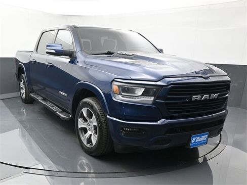 Used 2019 RAM 1500 Laramie w/ Sport Appearance Package image 7
