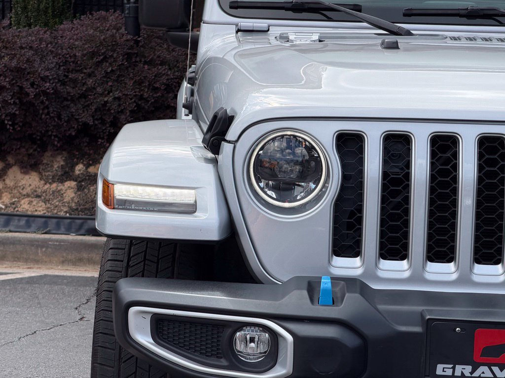 Used 2023 Jeep Wrangler Unlimited Sahara w/ Cold Weather Group AWD/4WD image 4