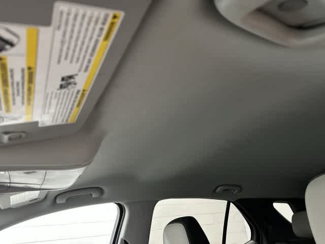 Used 2020 Chevrolet Equinox LT FWD image 27