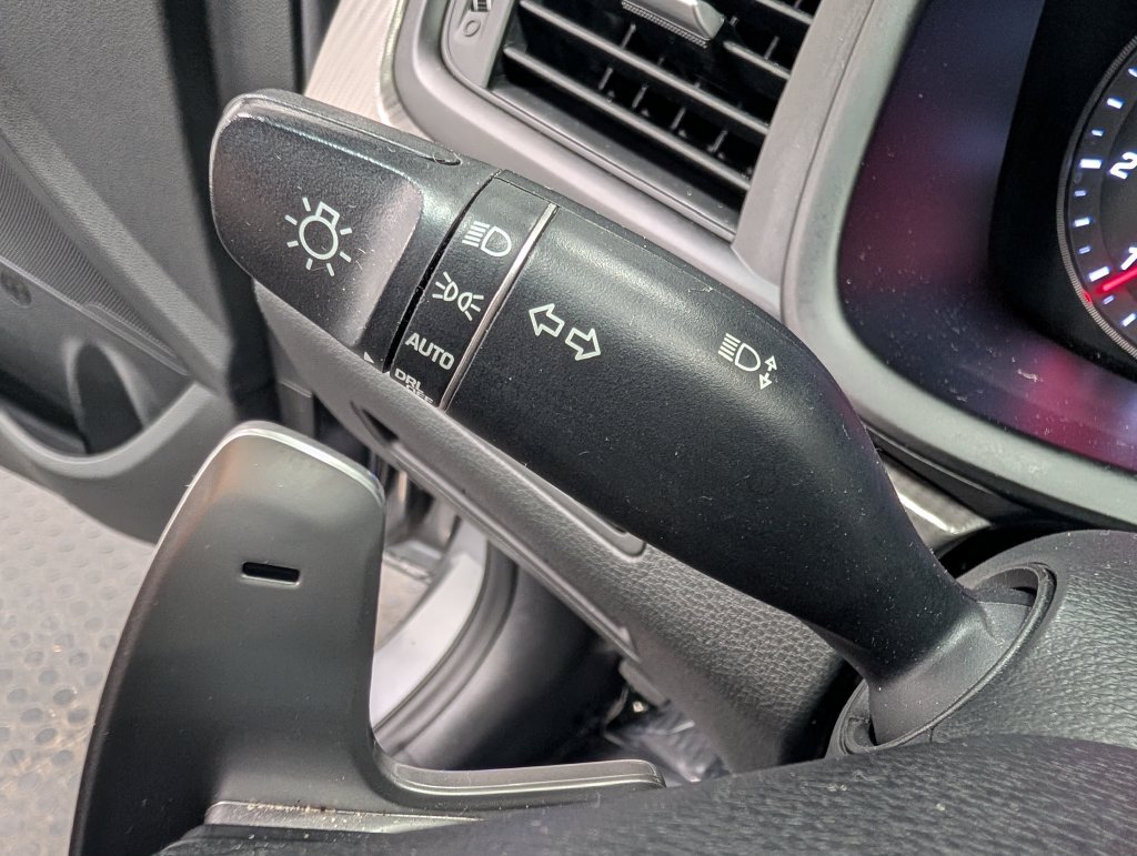 Used 2018 Hyundai Sonata Sport FWD image 17