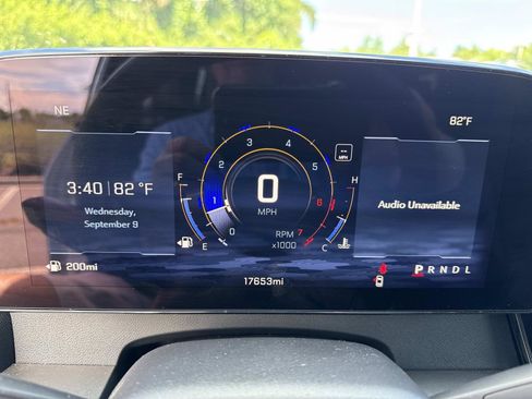 Used 2026 Chevrolet Traverse LT w/ Driver Confidence Package FWD image 28