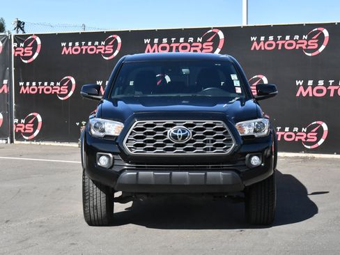 Used 2023 Toyota Tacoma TRD Off-Road w/ Technology Package image 2