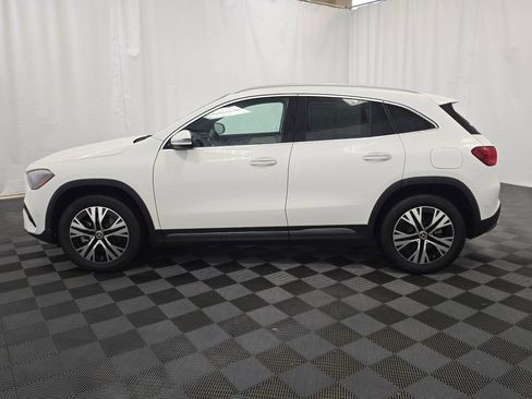 Used 2025 Mercedes-Benz GLA 250 4MATIC image 3