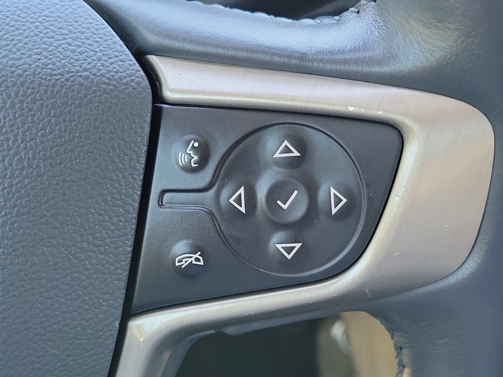 Used 2021 GMC Acadia Denali w/ LPO, Floor Liner Package FWD image 15