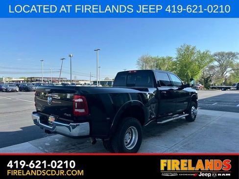 Used 2022 RAM 3500 Laramie AWD/4WD image 9