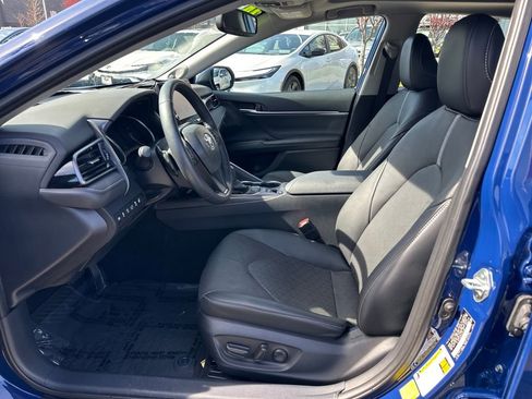 Used 2024 Toyota Camry XSE w/ Navigation Package image 12