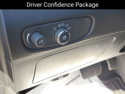 Used 2023 Chevrolet Malibu RS w/ Driver Confidence Package image 9