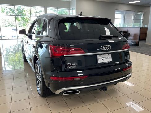 Used 2023 Audi Q5 2.0T Premium Plus w/ Premium Plus Package AWD/4WD image 5