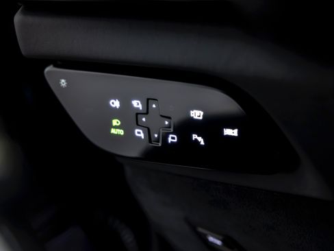 Used 2026 Ferrari Purosangue AWD/4WD image 86
