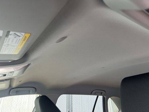 Used 2025 Toyota RAV4 XLE AWD/4WD image 22