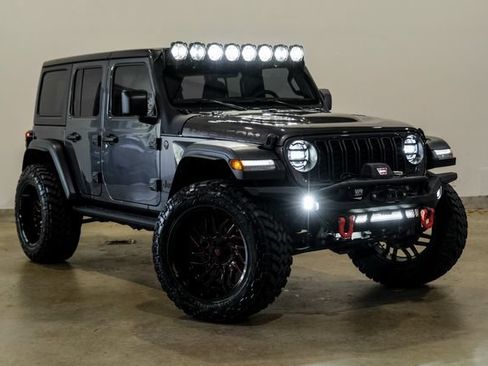 Used 2024 Jeep Wrangler Unlimited Rubicon w/ XTREMEE 35" Tire Package AWD/4WD image 2