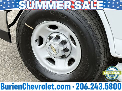 Used 2024 Chevrolet Express 2500 w/ Driver Convenience Package RWD image 26