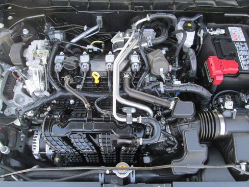 Used 2025 Nissan Altima 2.5 SV FWD image 20