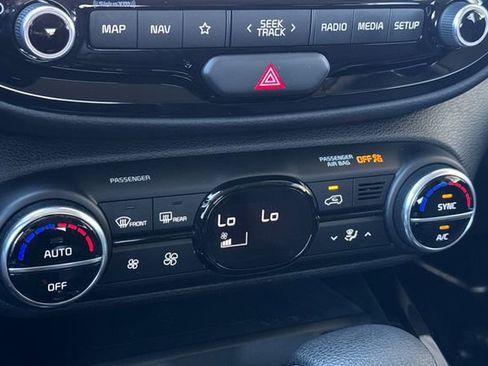 Used 2023 Kia Soul S image 24