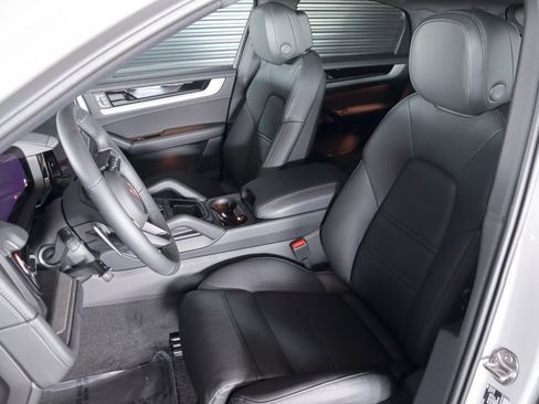 Used 2026 Porsche Cayenne S image 5