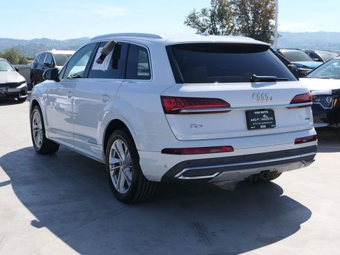 Used 2021 Audi Q7 2.0T Premium w/ Convenience Package AWD/4WD image 6