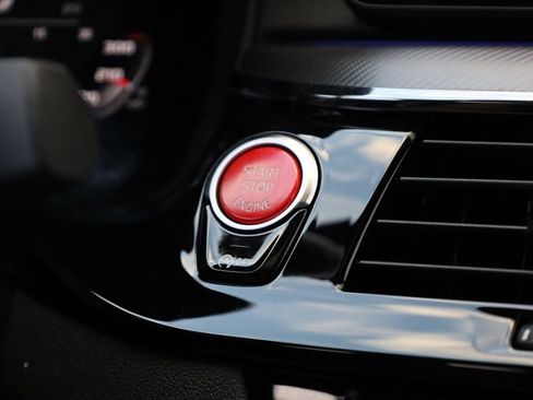 Used 2022 BMW M5 w/ Competition Package image 34