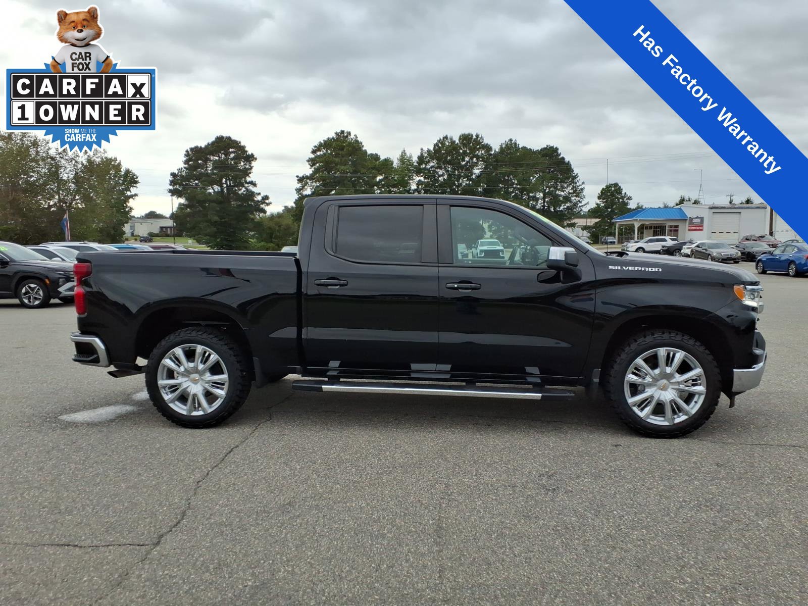 Used 2025 Chevrolet Silverado 1500 LT RWD image 6