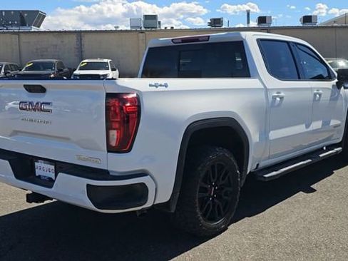 Used 2023 GMC Sierra 1500 Elevation w/ Elevation Premium Package AWD/4WD image 8