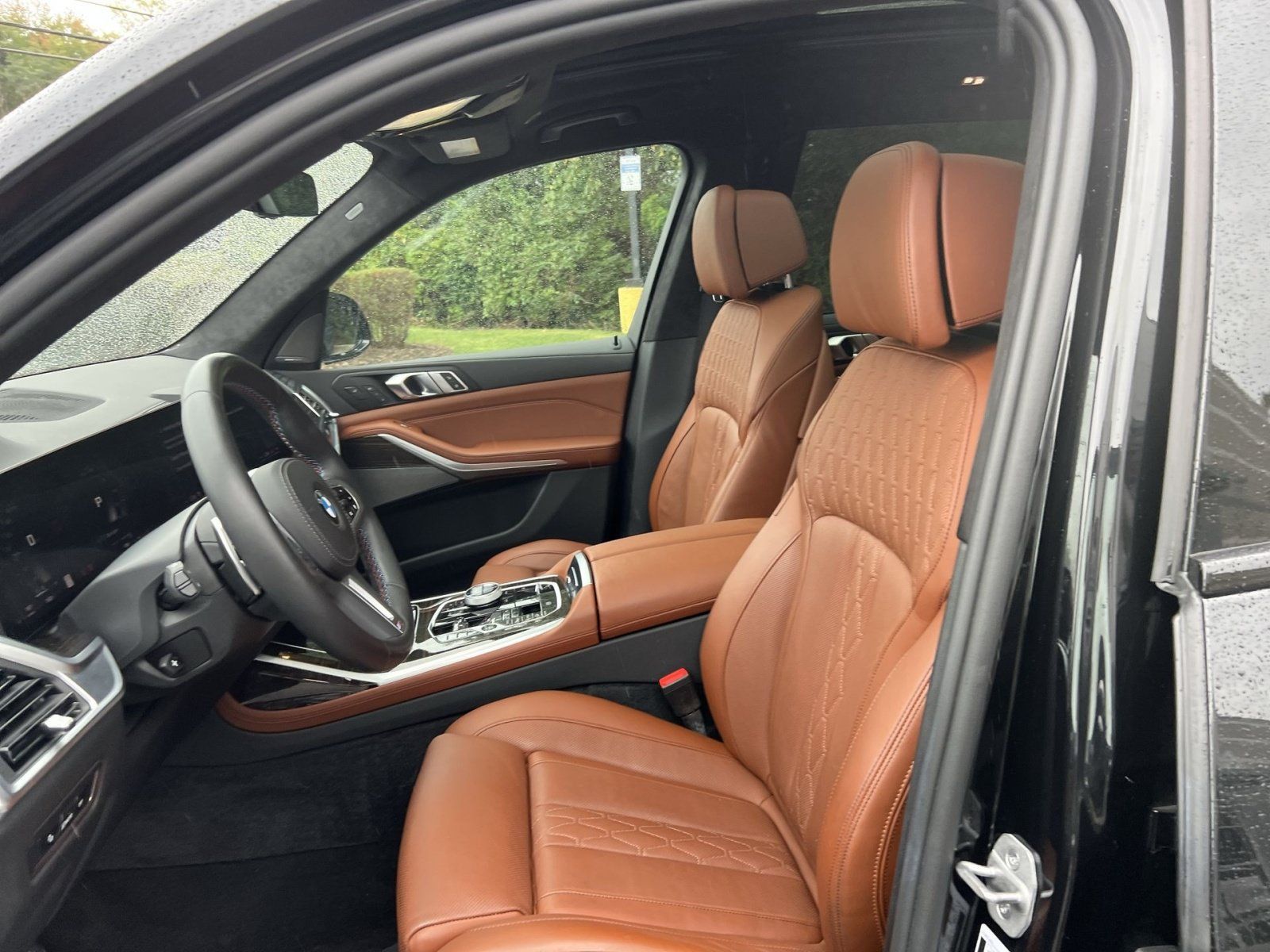 Used 2024 BMW X7 M60i w/ Executive Package AWD/4WD image 13