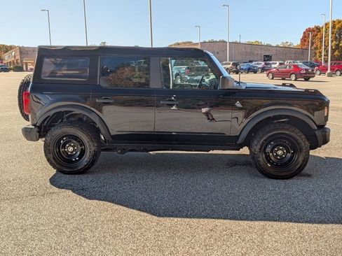 Certified 2022 Ford Bronco Black Diamond image 3