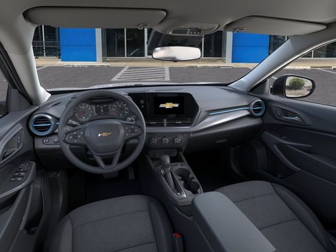 New 2026 Chevrolet Trax LS w/ Driver Confidence Package FWD image 39