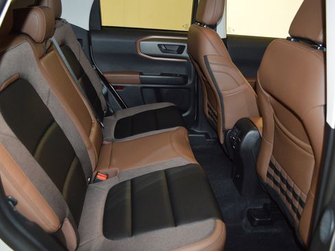 Used 2025 Ford Bronco Sport Outer Banks w/ Outer Banks Tech Package+ image 12