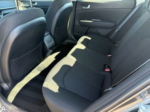 Used 2020 Kia Optima LX image 15