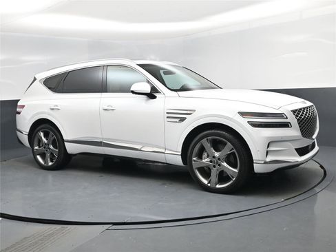 Used 2024 Genesis GV80 3.5T w/ Prestige Package image 2