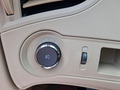 Used 2011 Buick LaCrosse CXL w/ Luxury Package FWD image 5