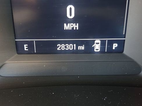 Used 2023 Chevrolet TrailBlazer ACTIV w/ Convenience Package image 12