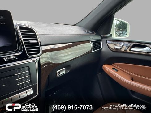 Used 2019 Mercedes-Benz GLS 450 4MATIC w/ Premium 1 Package image 34