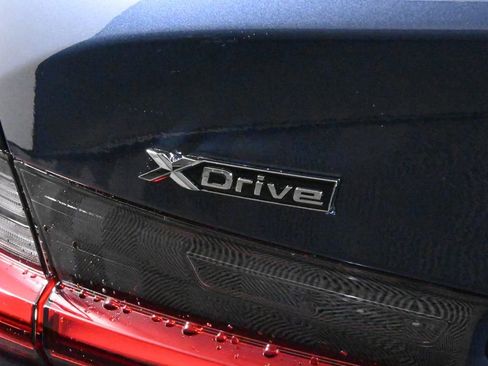 Used 2026 BMW 330i xDrive Sedan w/ Convenience Package image 40