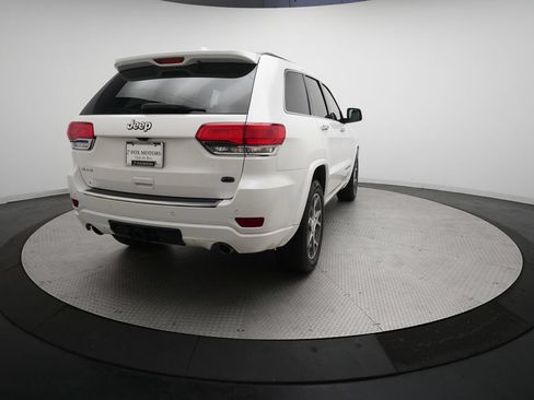 Used 2019 Jeep Grand Cherokee Overland AWD/4WD image 13