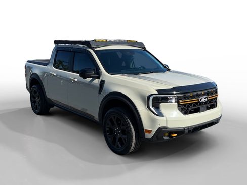 Used 2025 Ford Maverick Tremor AWD/4WD image 7