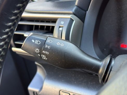 Used 2019 Lexus IS 300 F Sport w/ F Sport Package RWD image 18