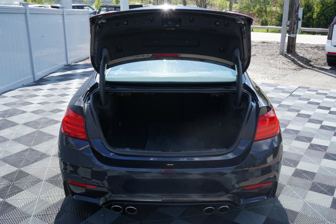Used 2016 BMW M4 Coupe w/ Executive Package RWD image 49