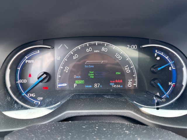 Used 2025 Toyota RAV4 XLE w/ Convenience Package AWD/4WD image 24
