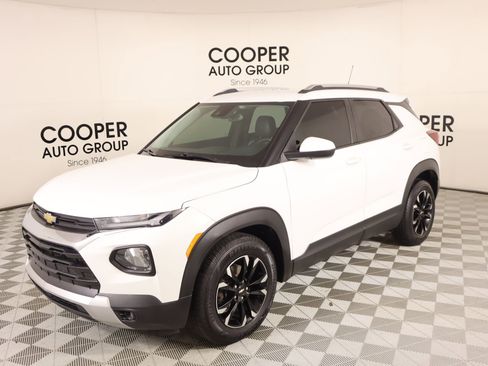 Used 2022 Chevrolet TrailBlazer LT w/ Premium Seating Package image 10