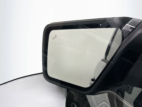 Used 2022 Ford F150 XLT w/ Equipment Group 302A High image 16