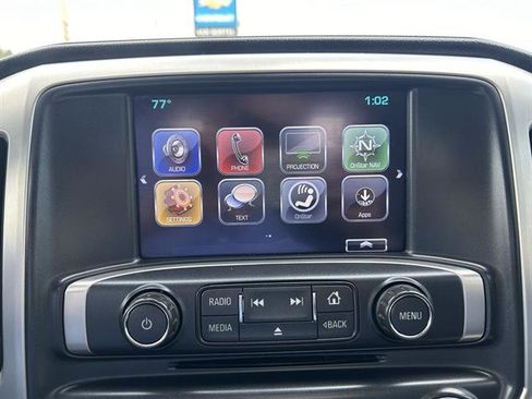 Certified 2017 GMC Sierra 1500 SLT w/ SLT Preferred Package image 17