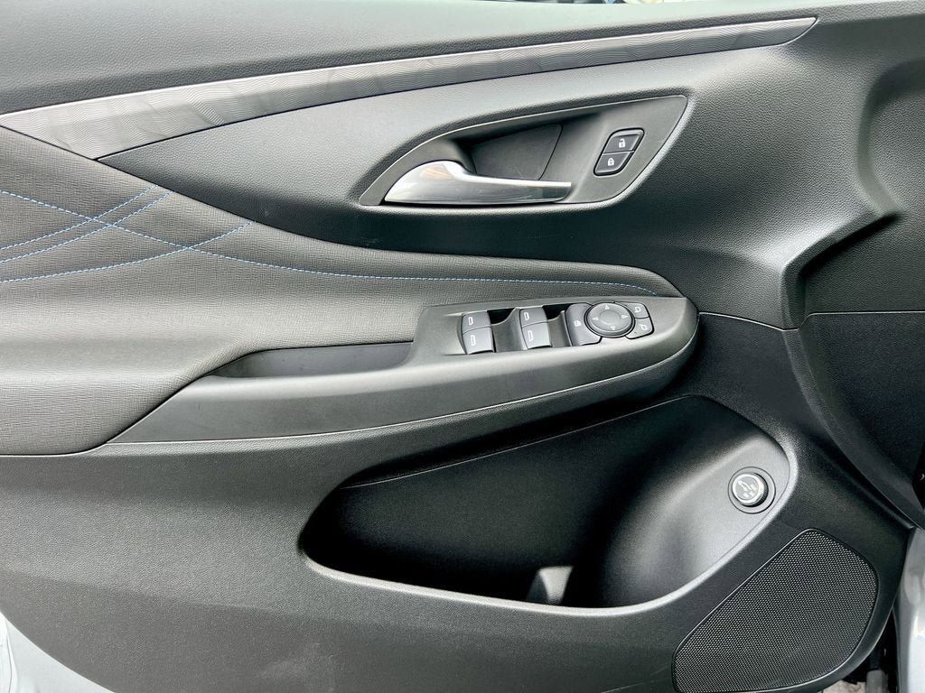 New 2026 Buick Envista Sport Touring w/ Convenience I Package FWD image 19