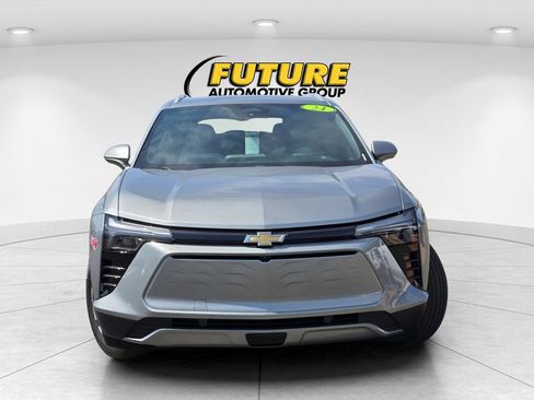Used 2024 Chevrolet Blazer EV LT AWD/4WD image 2